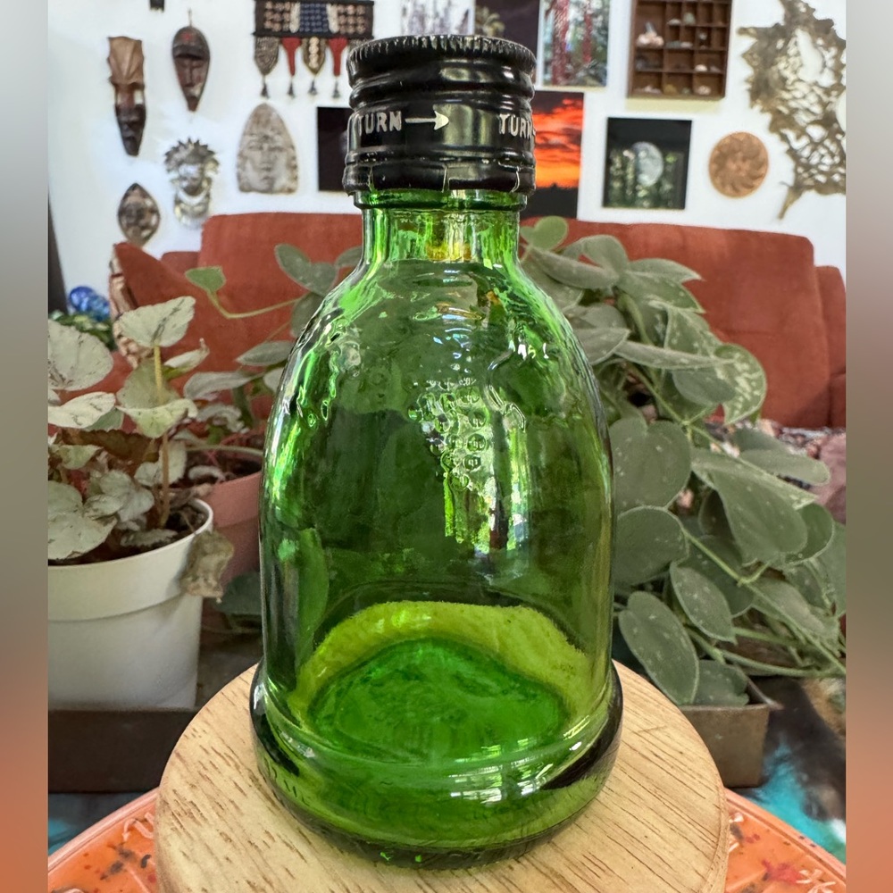 1976 World Wine Green Glass Bottle